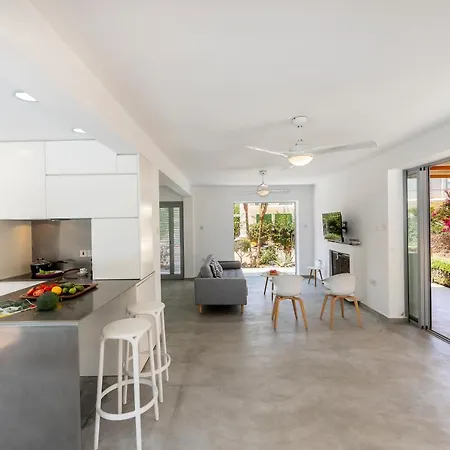 Cyclops Cave * Protaras